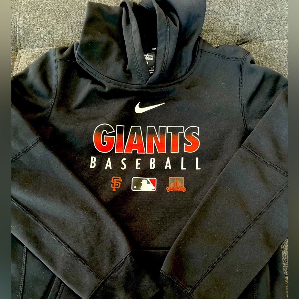Nike San Francisco Giants hoodie.